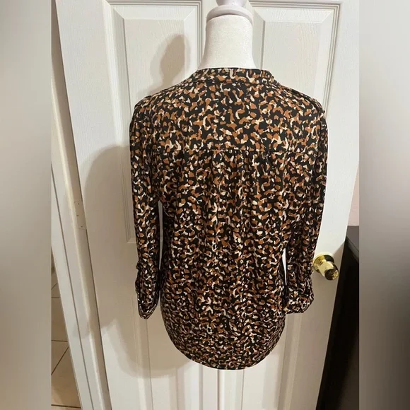 (26) Cocomo Petite Blouse with Black and Brown Pattern - Picture 4 of 15